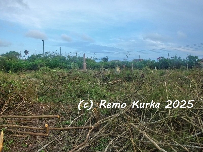 1824 War Cemetery. This colonial-era burial ground, dating back to the aftermath of the Anglo–Ashanti conflict of 1824